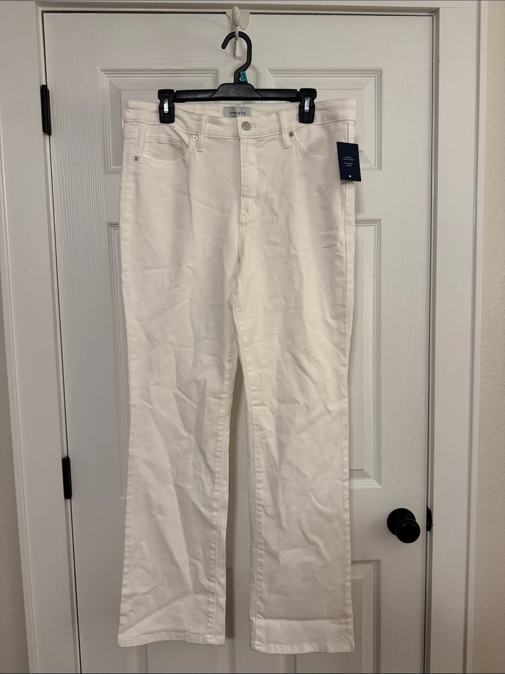 Crown & Ivy Off White Vintage Bootcut Cotton Blend Jeans - Picture 7 of 12
